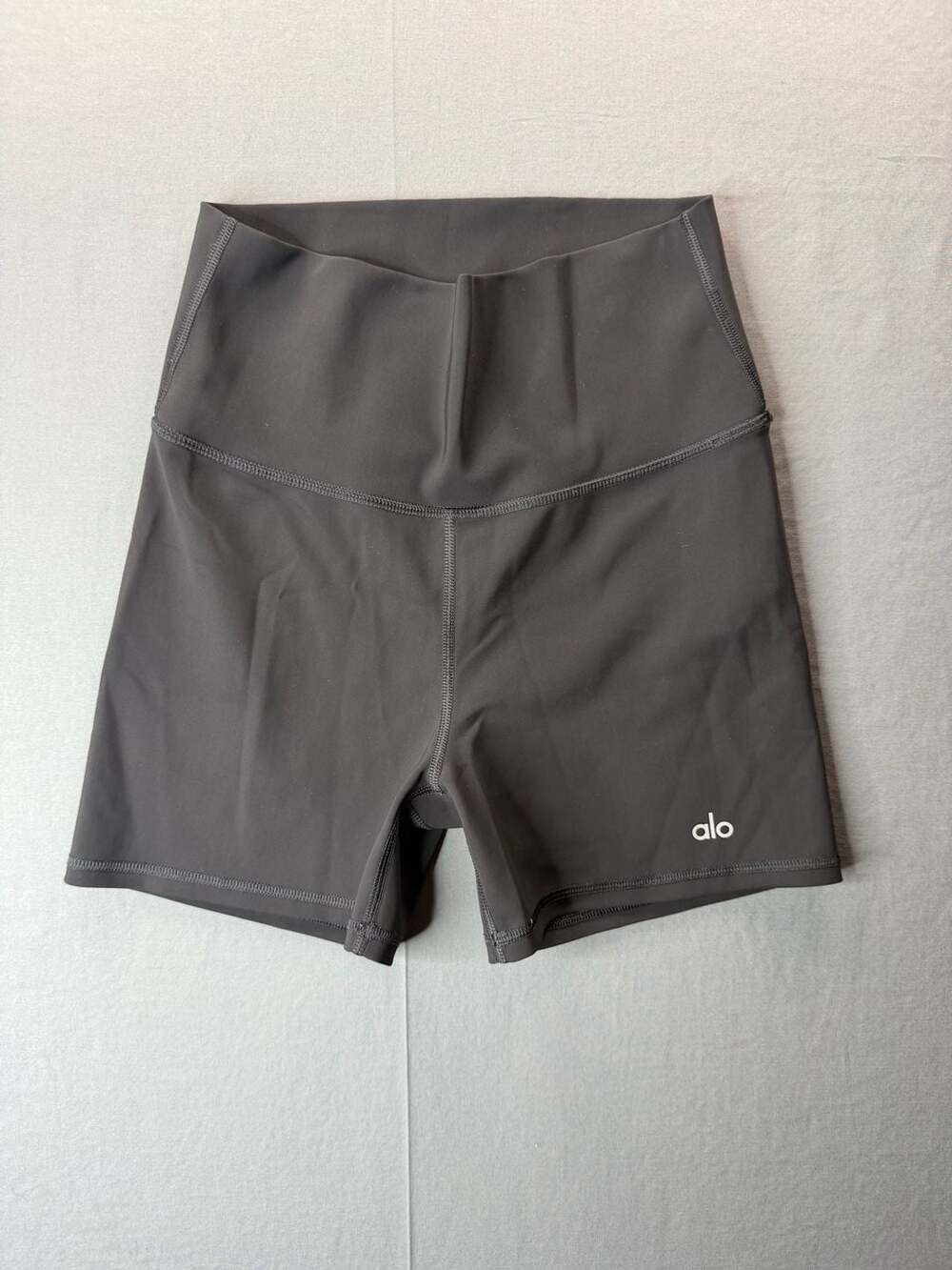 Alo Yoga Airbrush High-Waist Biker Short Black Size Small